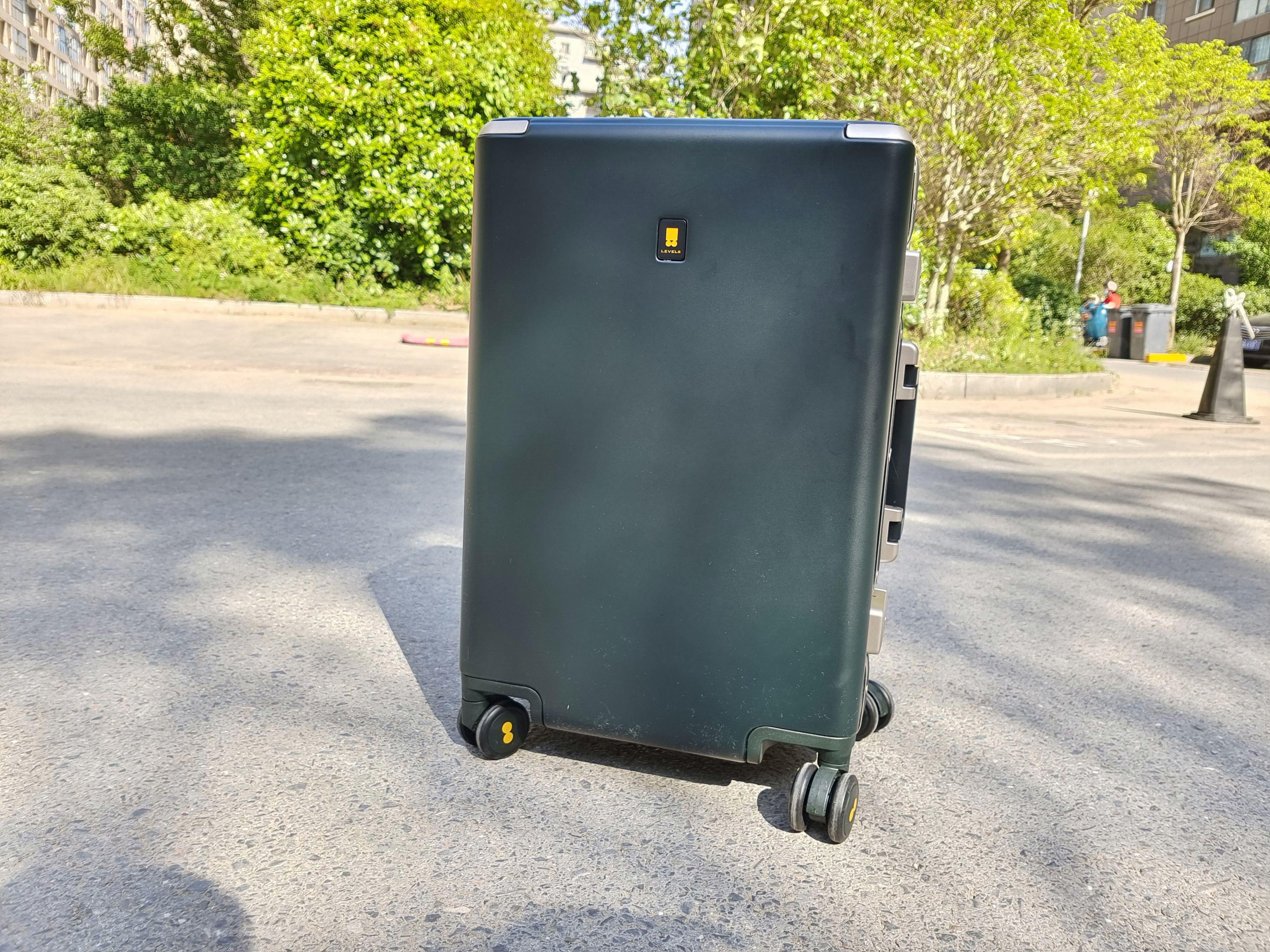 地平线8号行李箱尺寸,8号地平线行李箱测评