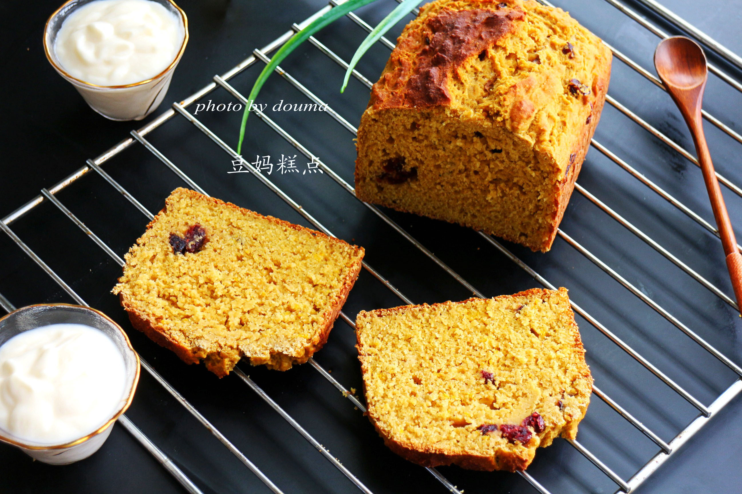 简易无油无糖面包不用揉面,低糖低油又松软的懒人面包