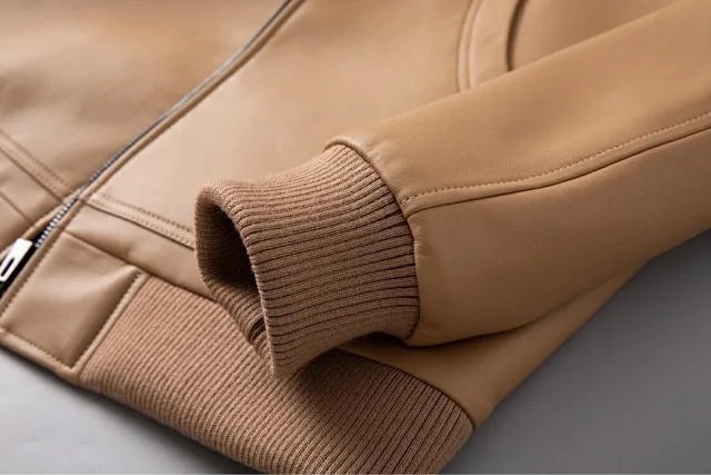 巴宝莉牌女款青果领皮衣的图片,巴宝莉经典款男士休闲皮衣