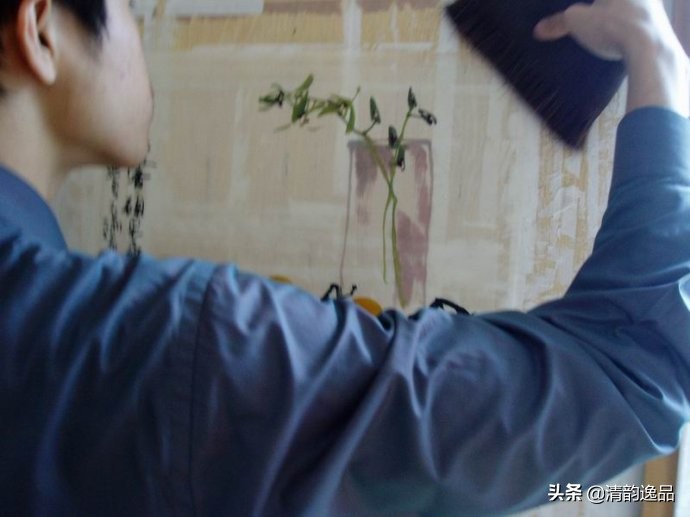 字画木框手工装裱全过程,字画装裱浆糊制作全过程视频