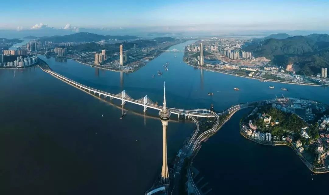 港珠澳大桥观光游轮180元,珠海游船观光港珠澳大桥