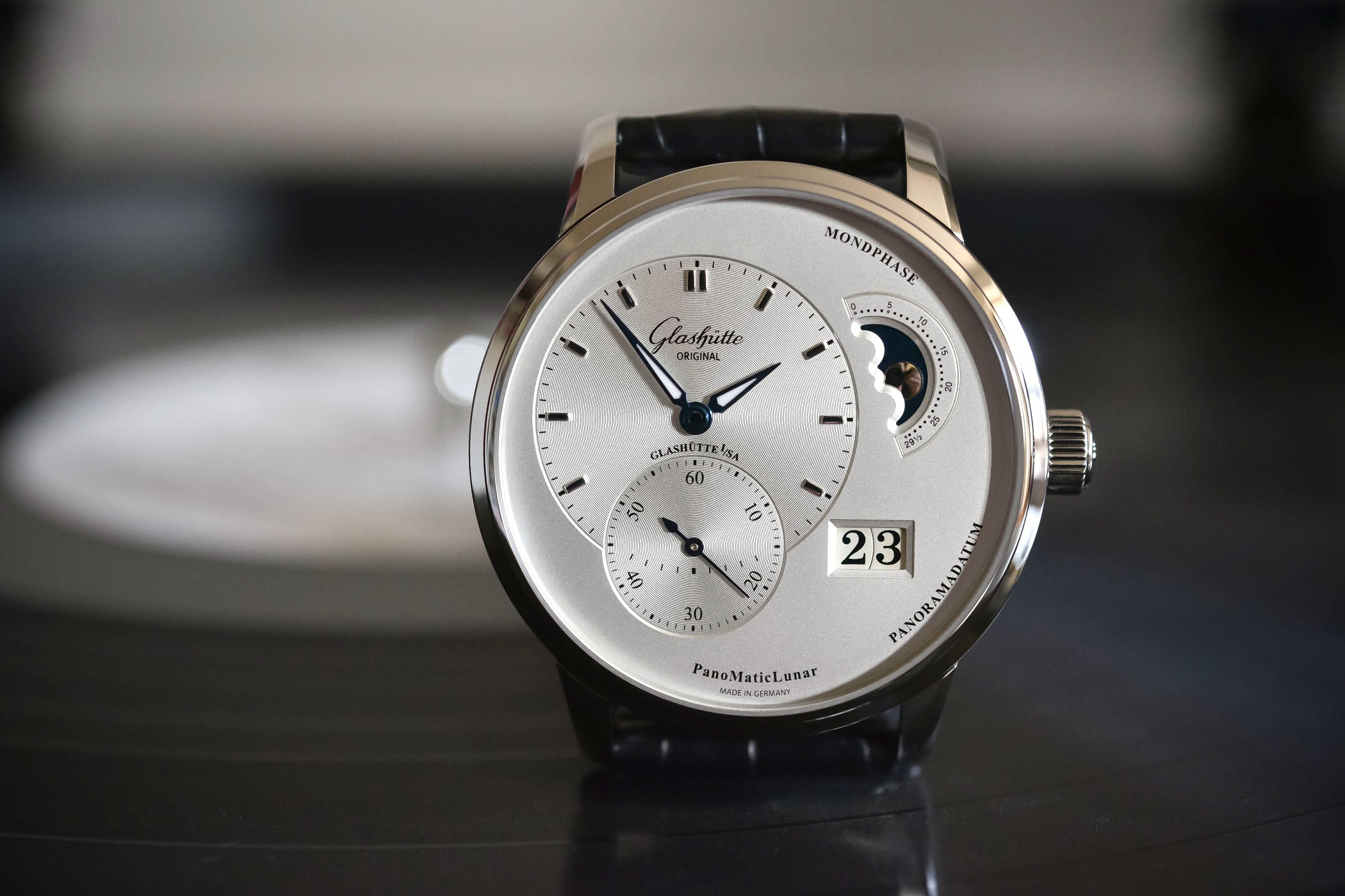 瑞士2168机芯和8234机芯通用吗,各大品牌自产机芯区别在哪