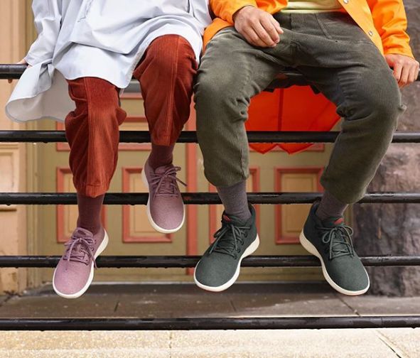 耐克阿迪比较火的鞋,耐克很火的网红鞋