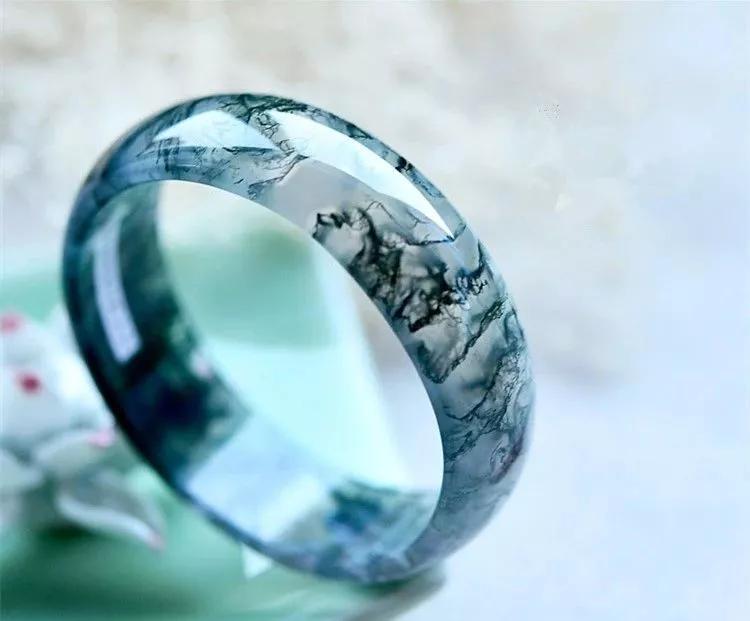 玉镯养人,可以养人的玉镯