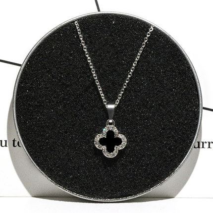 时尚大气的耳环有哪几款,又简约又大方的耳环