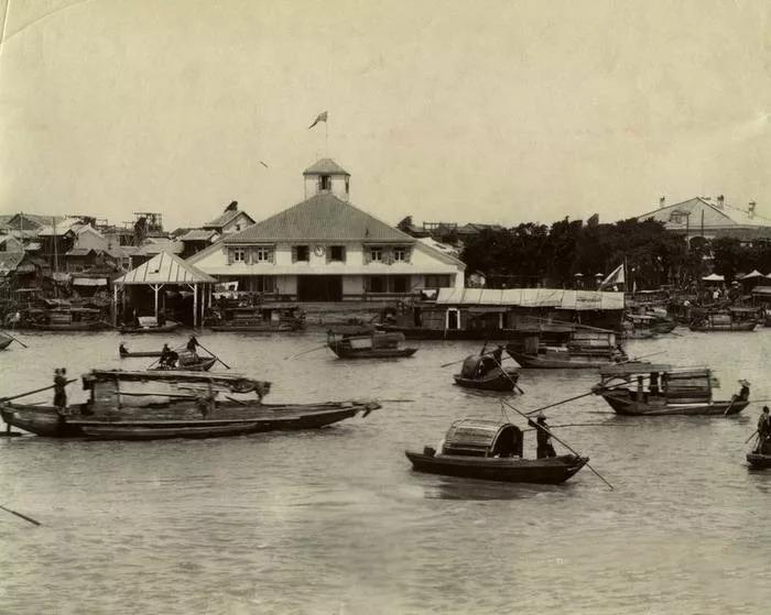 粤海关见证了千年商都的繁华,粤海关大楼钟楼内部