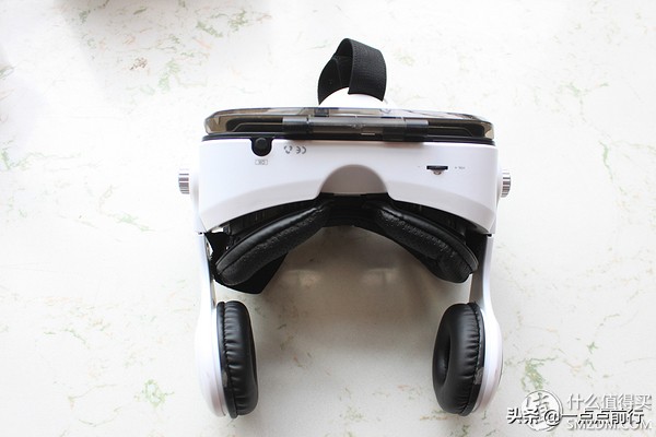 小宅vr体验视频,小宅z4vr眼镜画质