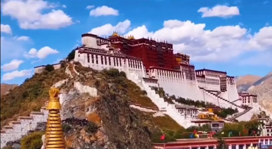 藏族女孩当足球队长,藏族女孩足球队长