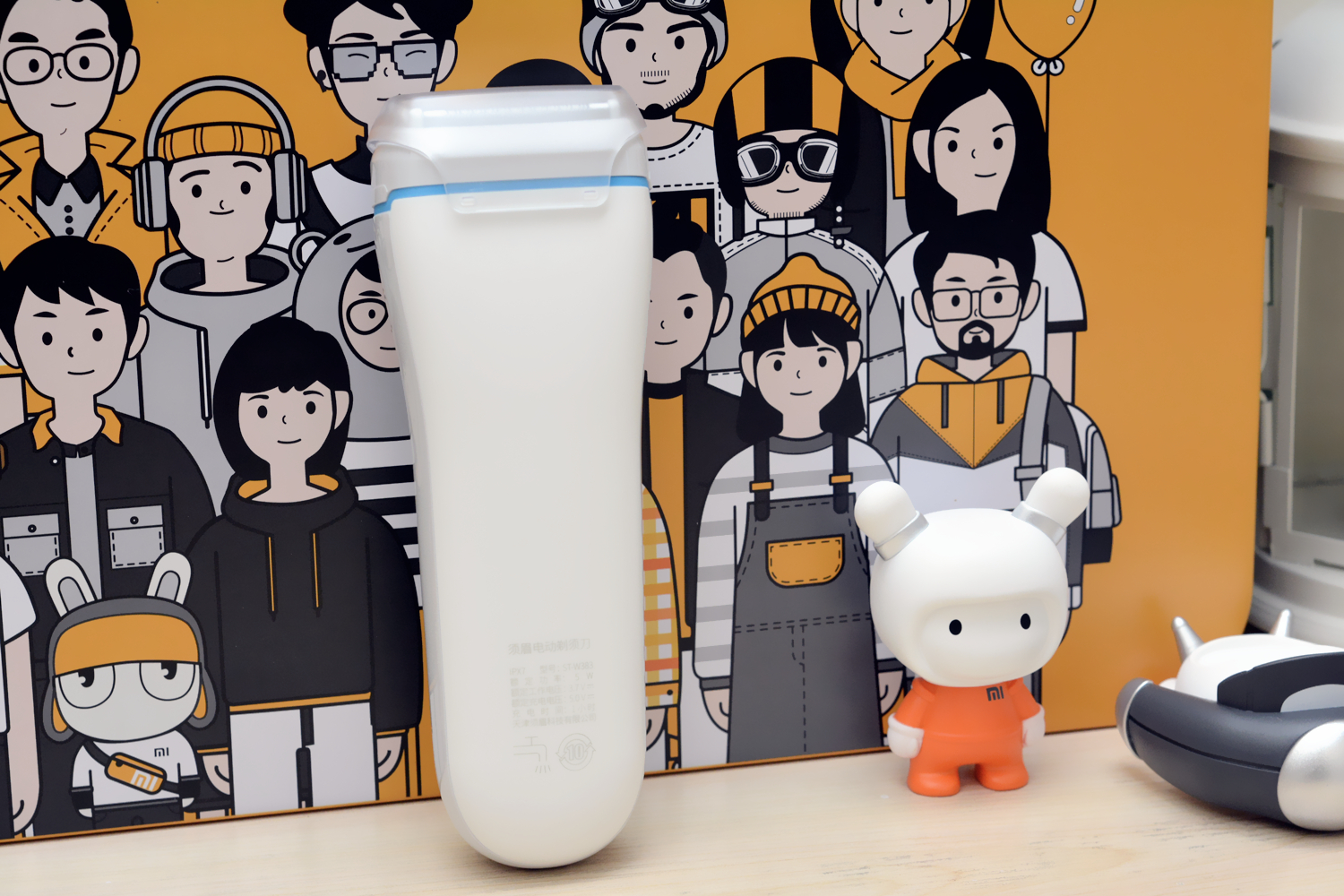 须眉往复式剃须刀评测 (小米往复式须眉剃须刀拆解)