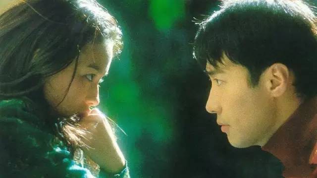 黎明舒淇玻璃之城的吻戏,玻璃之城黎明给舒淇唱的歌