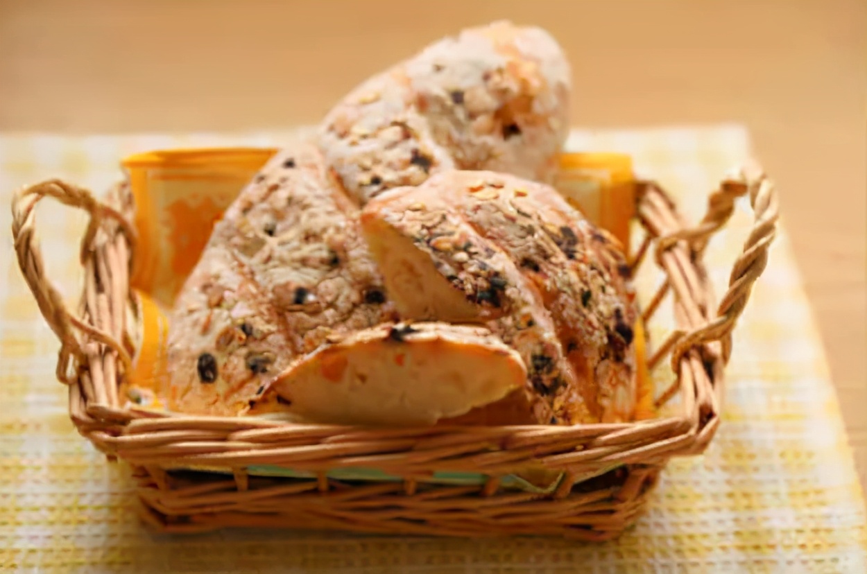 面包房卖不完的面包如何处理,面包店晚上剩的面包如何处理