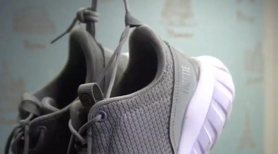 鞋子后面的拉环是干什么,鞋子后面的小拉环干什么的