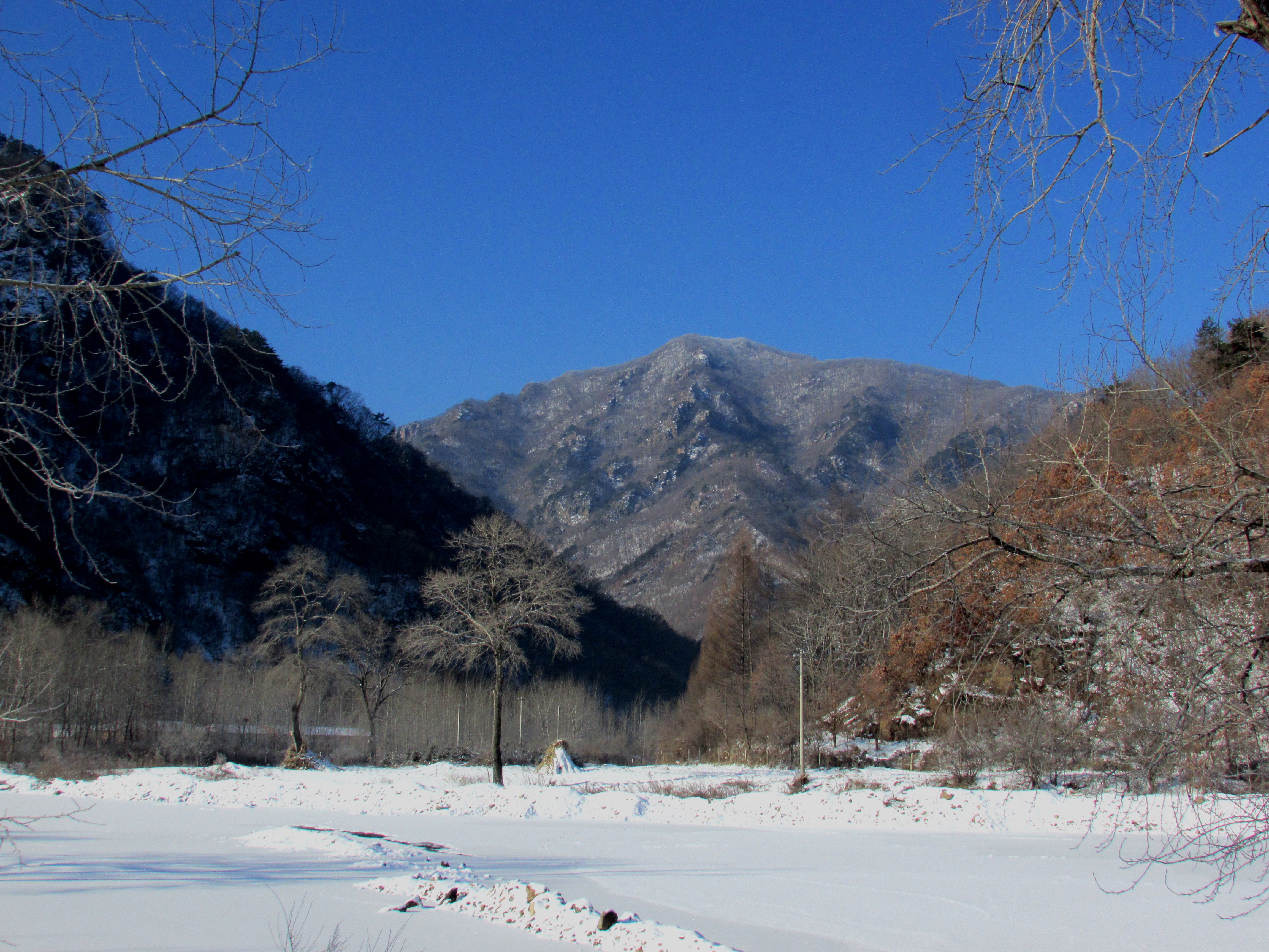 本溪湖里村冬季景色,本溪湖里村景色视频