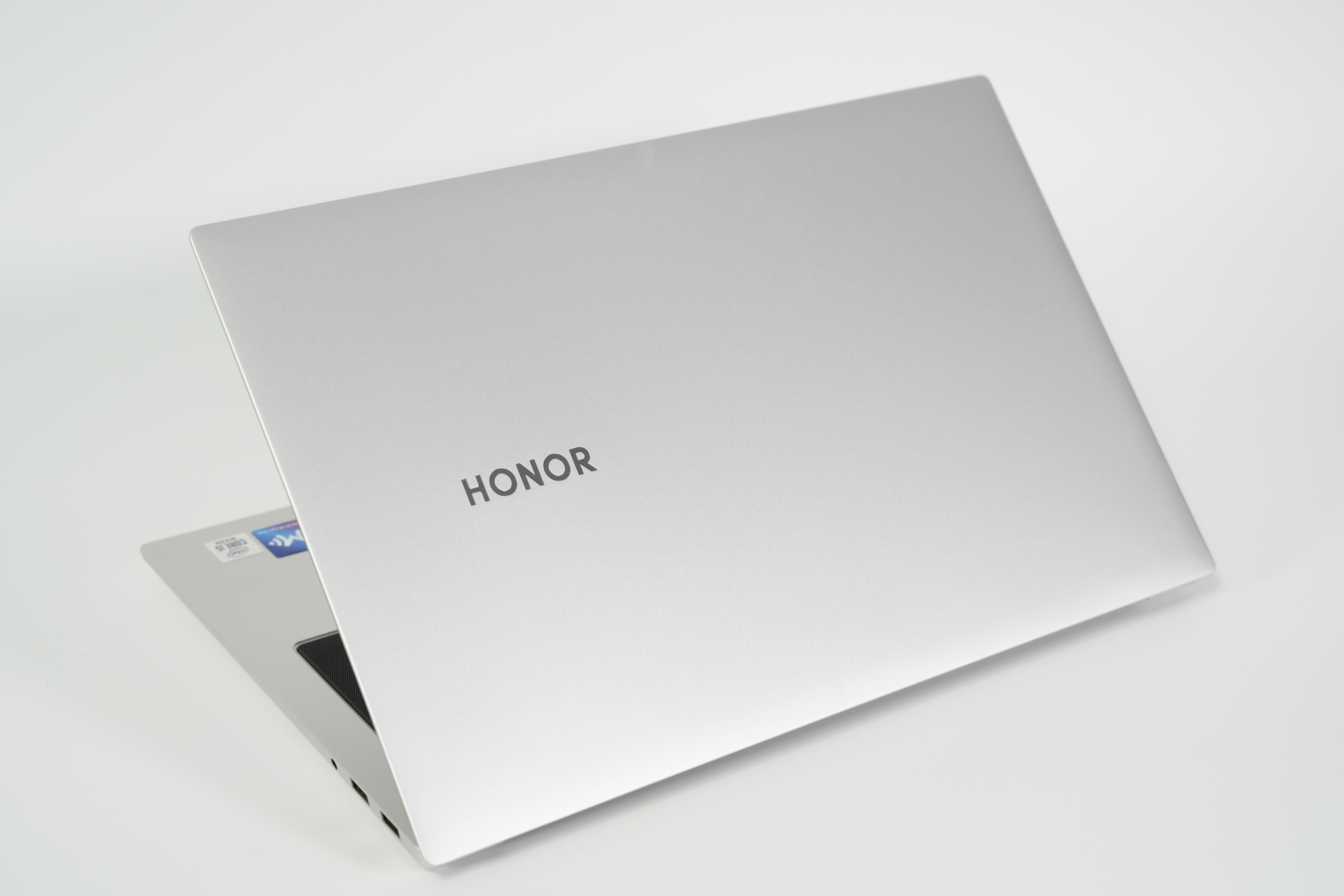 荣耀magicbookpro2020拆机,荣耀magicbookpro2020版拆解