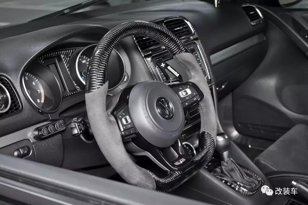 放弃了激情小钢炮高6R，购入奔驰C200做回安静的*男美**子！