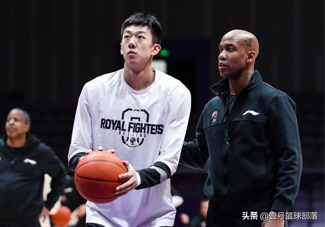 北控不敌青岛再次止步四连胜,逆转北控三连败马布里遭质疑