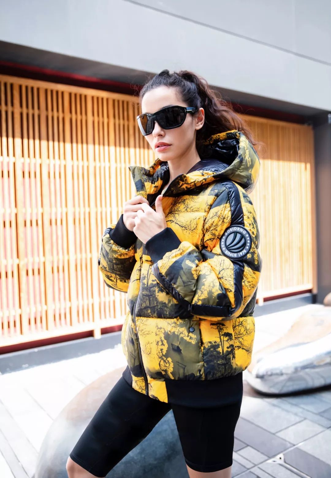 为了抢全球大咖都在翻牌的羽绒服，我差点挤晕在波司登...