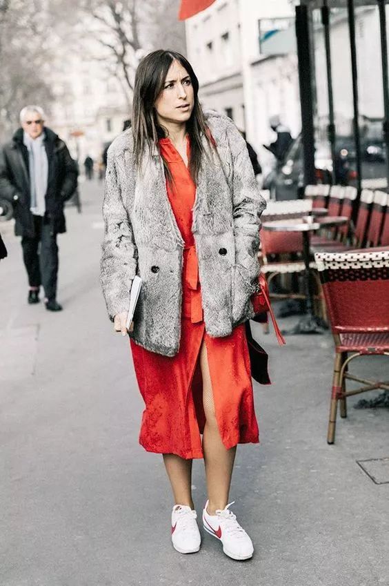 热销爆款必buy单品,秋冬连衣裙显瘦遮肚子外穿