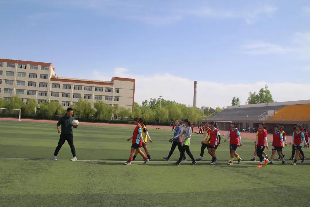 靖远四中女足队,白银市靖远师范女足