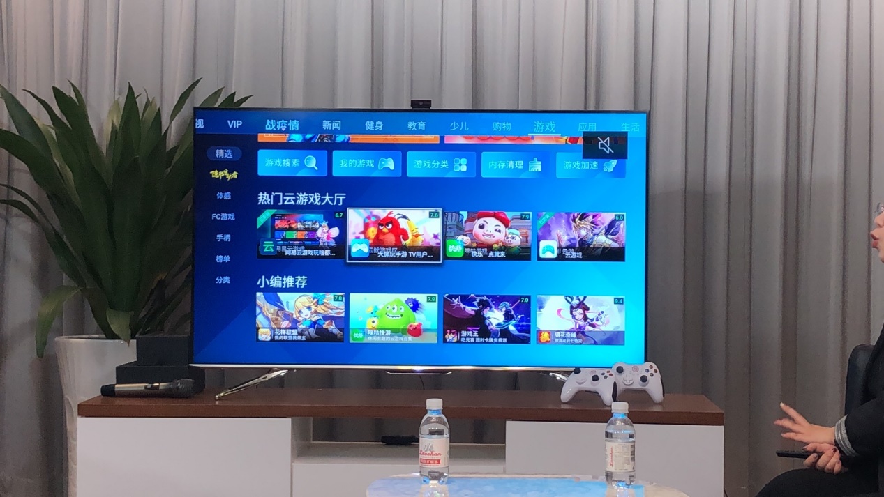 魔镜模拟器艾莎,魔镜试口红