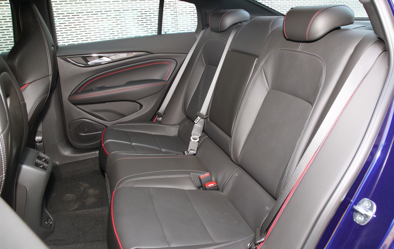 云南省别克君威精英版裸车价,喜提别克君越1.5t落地价