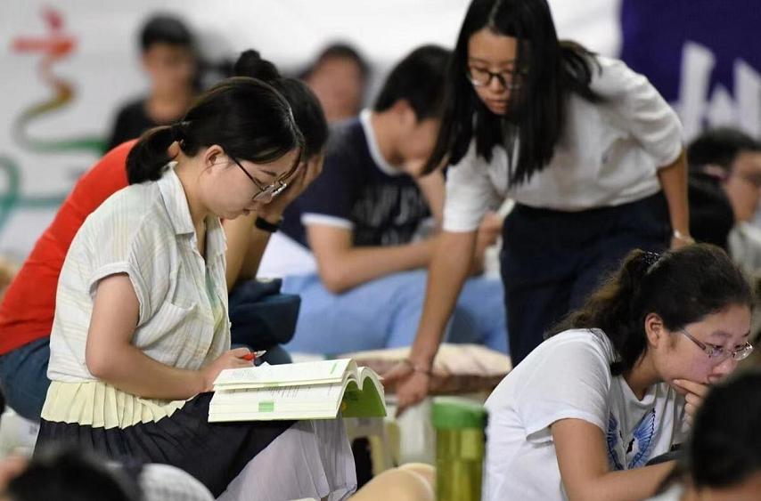 取消三本后原来的三本大学怎么办,三本取消了考本科是不是难了