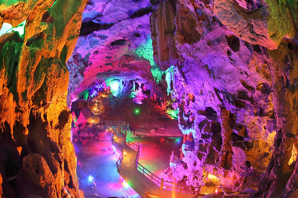 英德温泉一日游,英德有什么温泉带泳池酒店