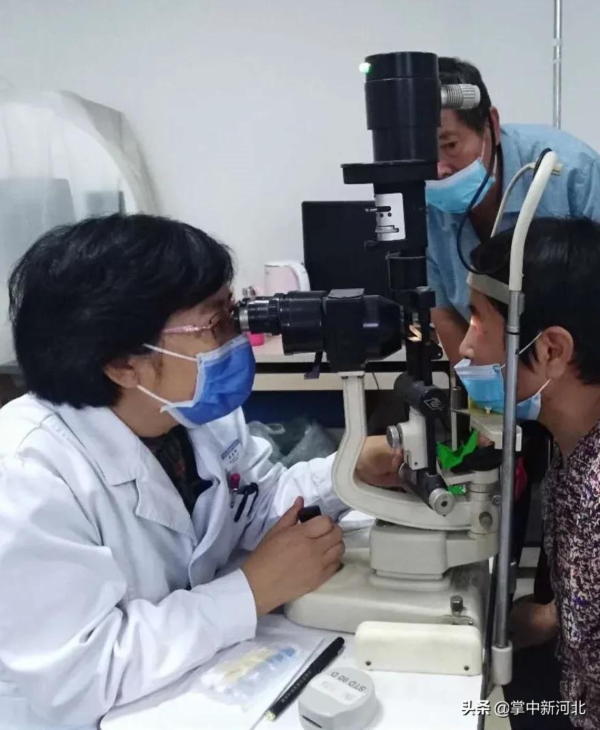 眼科爱眼日护眼宣传照片,开展爱眼护眼义诊活动