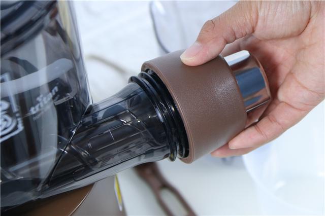 九阳面条机老款布朗熊,吃面的新方式