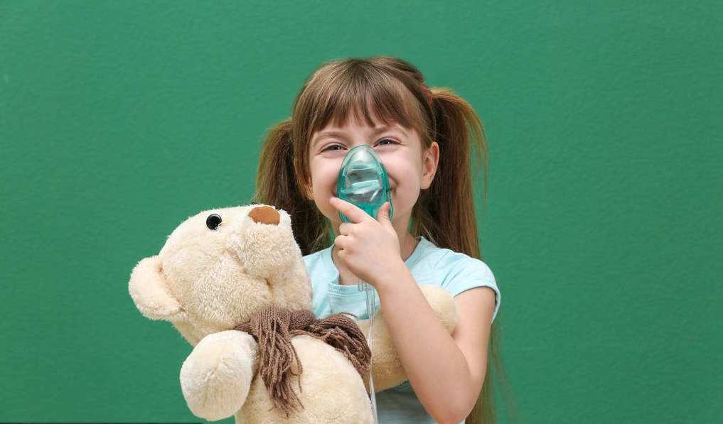 吃氨溴索和做雾化哪个副作用小,雾化有什么作用以及副作用