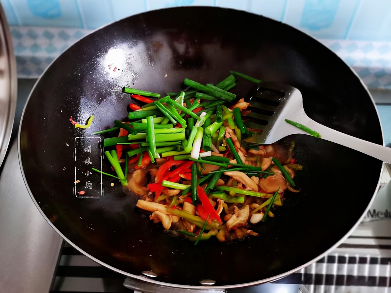 墨鱼干拌凉菜的做法大全,下饭快手菜谱大全