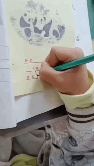 名字笔画太多男孩考试哭,小学生名字笔画太多考试急哭