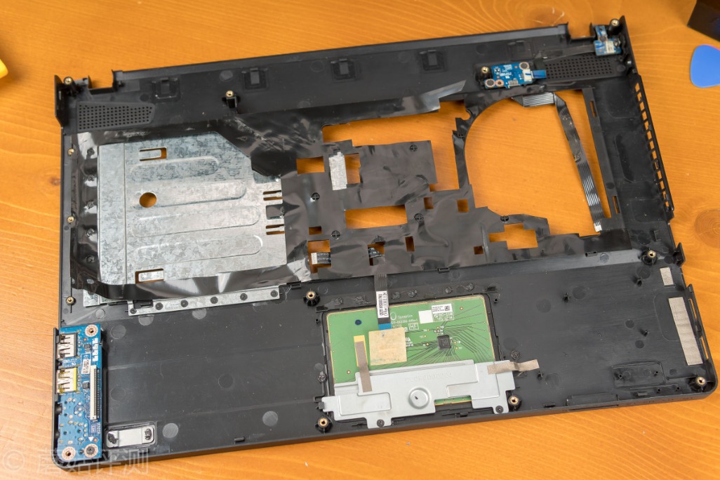 联想y400转轴坏了修理,转轴坏了换a壳手工费多少