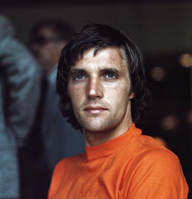 远古吹？足球规则的改变，造就了如今梅罗的成就