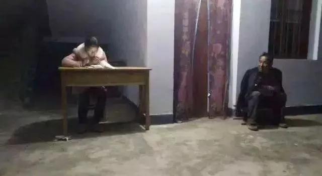 网课期间孩子的自律,网课鼓励孩子自律