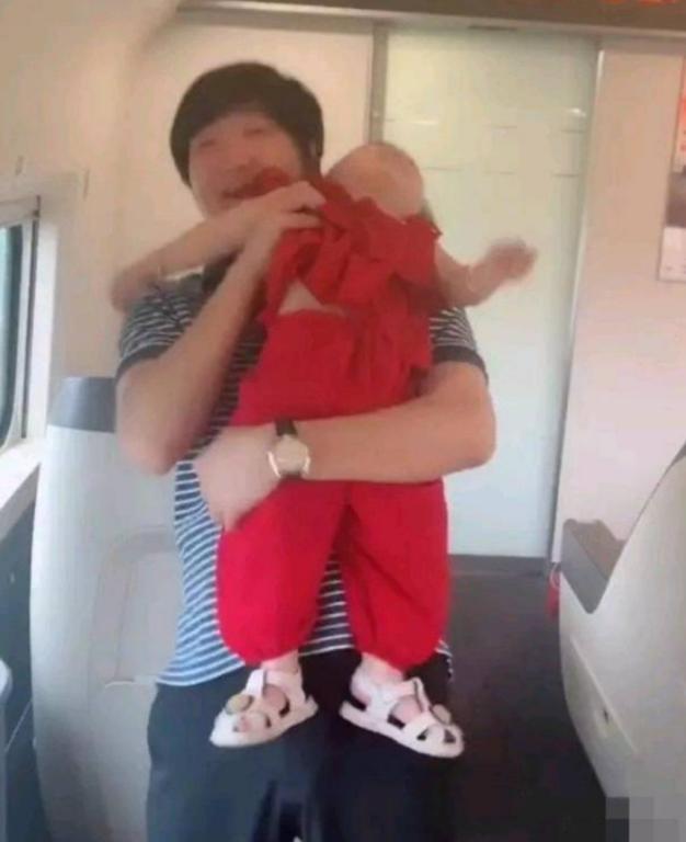 44岁王大治近照发福,43岁王大治近况如何