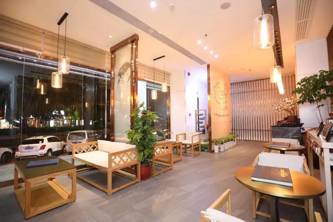 纪梵希四宫格散粉和nars蜜粉,纪梵希四宫格散粉和兰蔻丝绒散粉