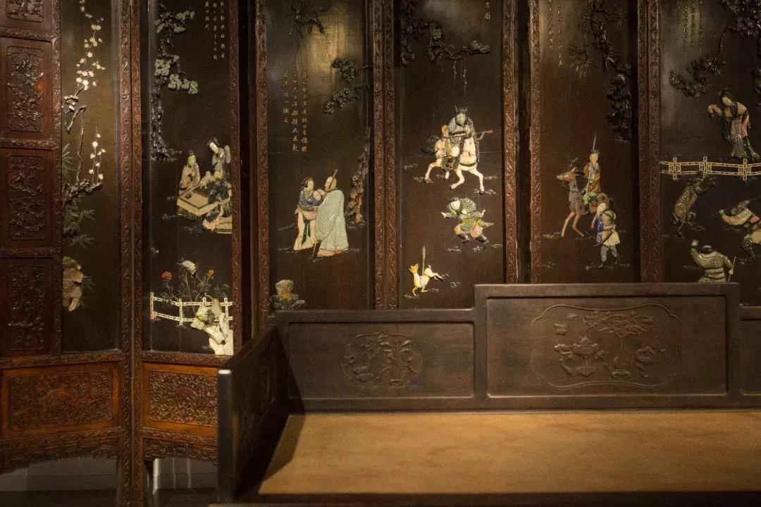 哪一种罗汉床最实用,适合在客厅罗汉床当卧具