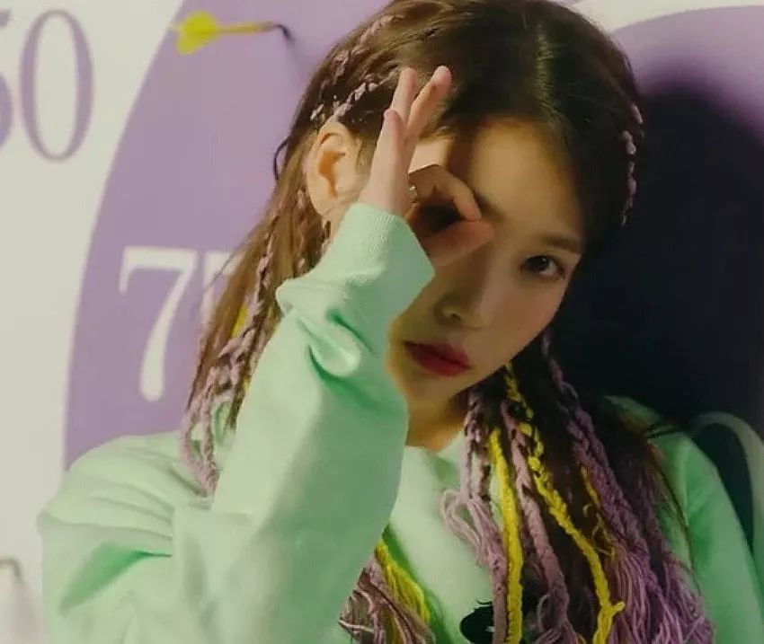 拍照尴尬怎么化解,拍照不自然不上镜的解决办法