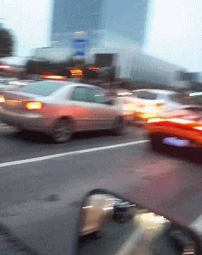 山海经中以乳为目以脐为口的怪物,山海经搞笑图片