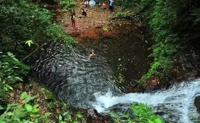 柳州到九寨沟自驾游攻略路线图,从广西柳州去九寨沟路过哪些景区