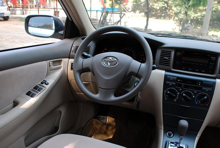 丰田花冠老款值不值得买,05年的丰田花冠还值得入手吗