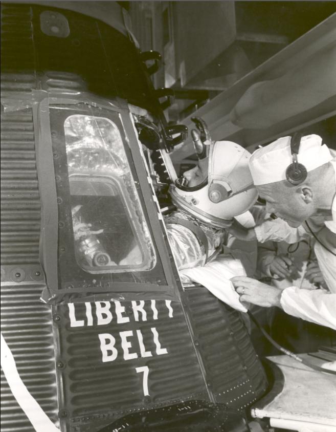 nasa航天遇难史,nasa宇航员事件