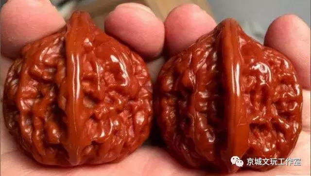 三分修保养详解,文玩核桃三分搓揉七分养