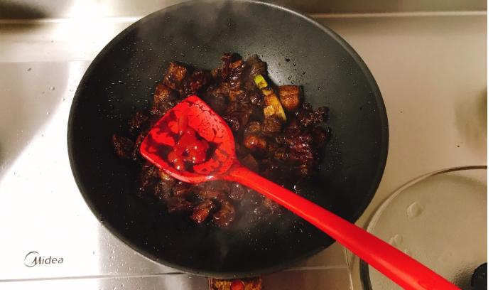 舒淇牛腩,舒淇红酒炖牛尾