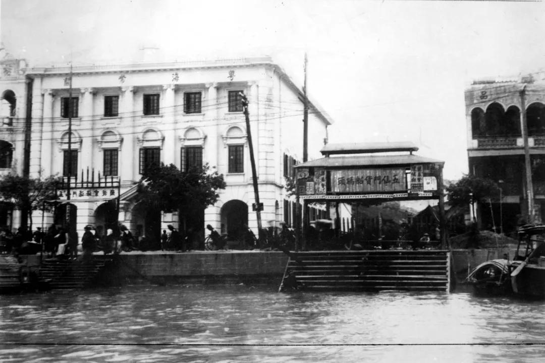 粤海关见证了千年商都的繁华,粤海关大楼钟楼内部