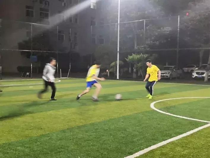 传递奔跑的力量足球赛,第二场足球比赛完整视频