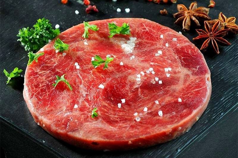 切牛排出血是什么原因,切牛排流下的红色汁水