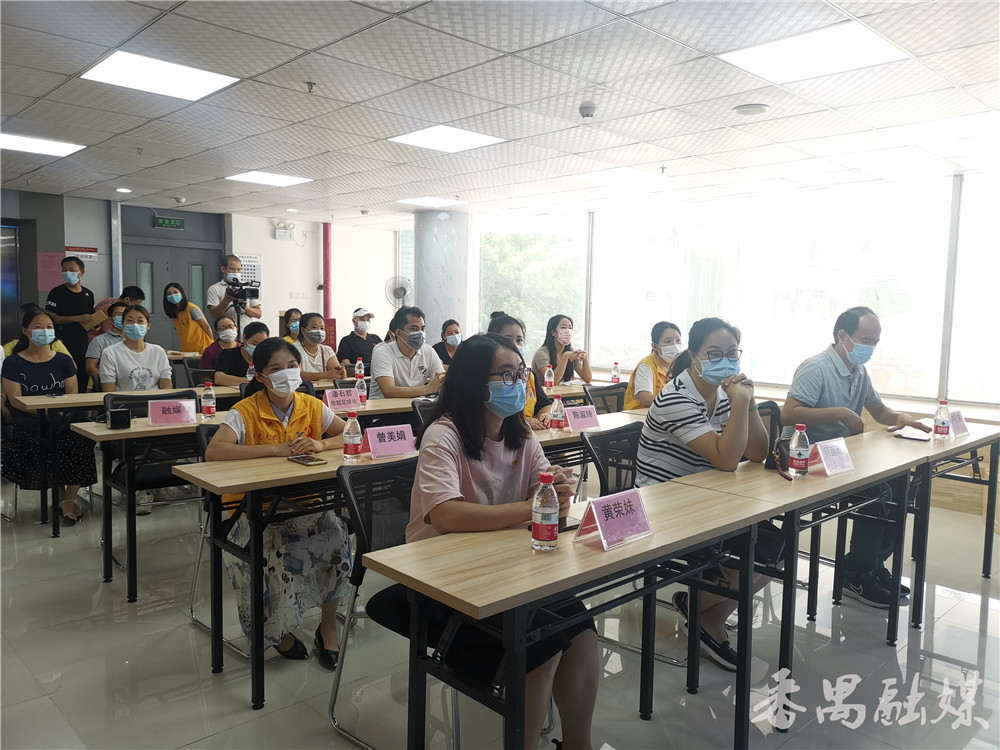 广州洛浦街社工站,广州市番禺区洛浦街志愿者服务站