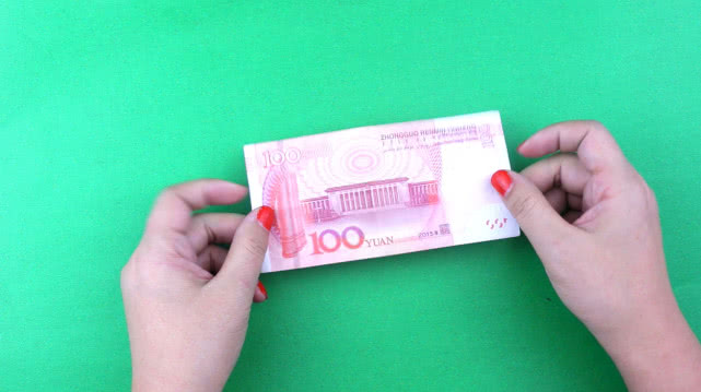 双爱心钱折法情人节,情人节折爱心手工教程